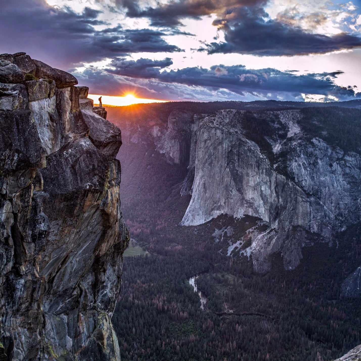 Alex Honnold on Taft Point <b>CONTEMPORARY ART</b> Jimmy Chin 12x18