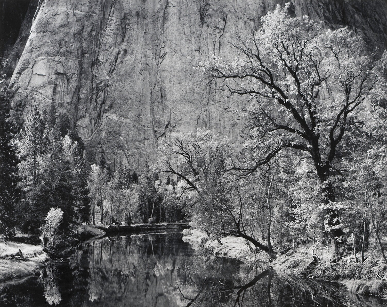 Merced River, Cliffs, Autumn.