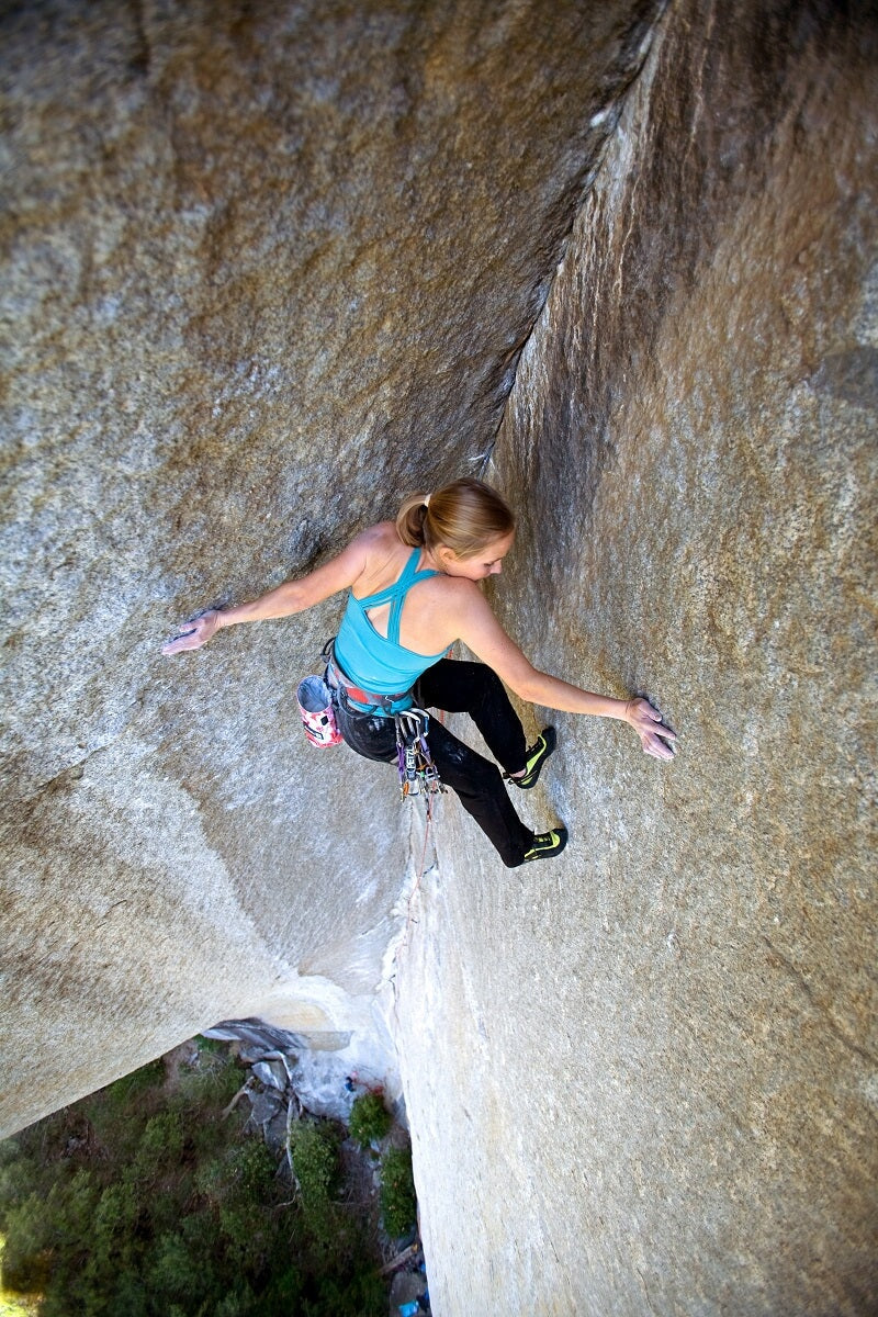 Beth Rodden on Book of Hate, Yosemite.