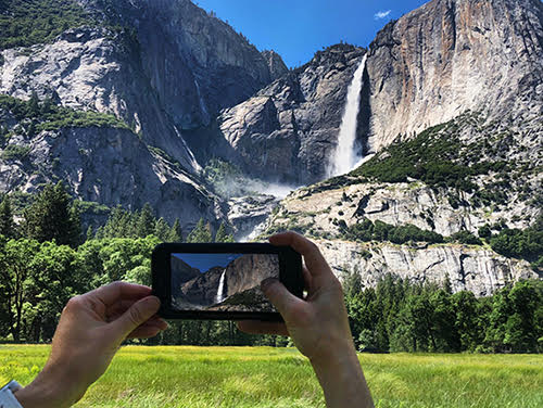 In the Field: Creative Smartphone Photography.